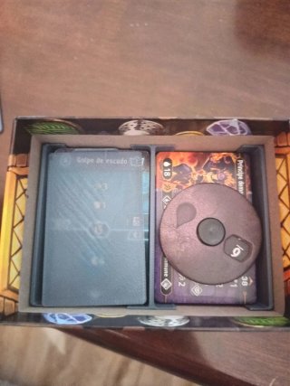 Inserto Gloomhaven Botones y Bichos