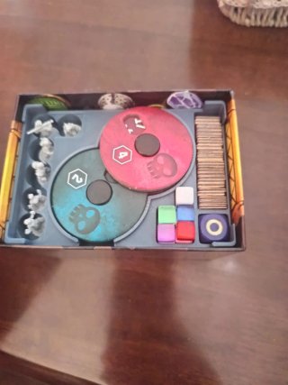 Inserto Gloomhaven Botones y Bichos