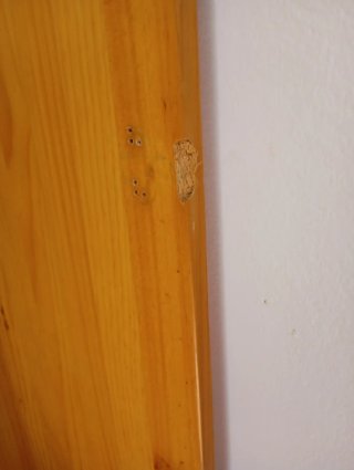 Armario de madera maciza