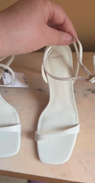Sandalias Mango Blancas