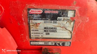 Desbrozadora de cuchillas y martillos