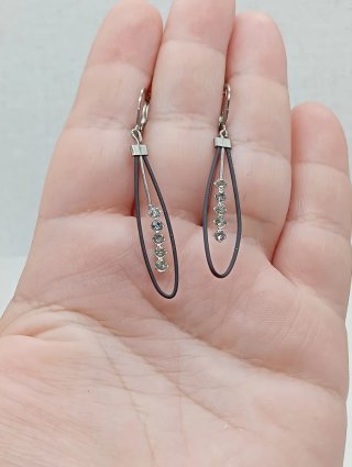 Pendientes vintage plateados y negros