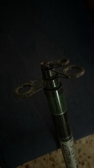 4 cañas de pescar