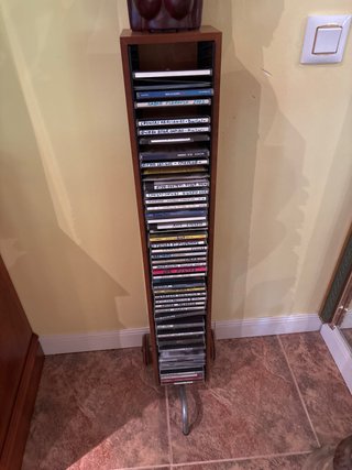 Mueble para CDs de madera