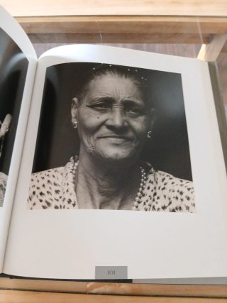 Laciana suelo y sueño
