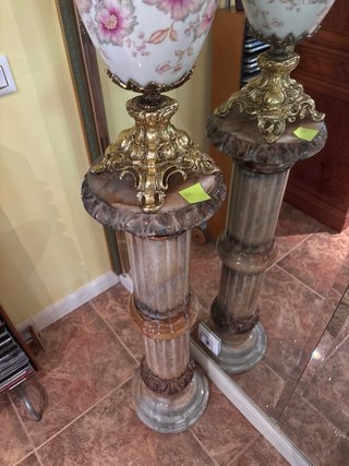 Lámparas de pie de mármol y bronce
