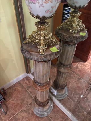 Lámparas de pie de mármol y bronce