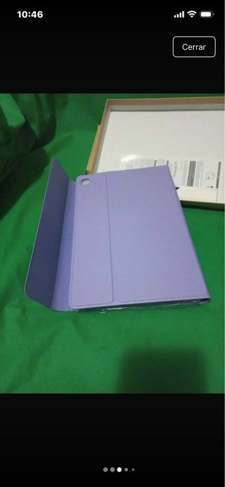 Funda iPad 11 con Teclado Morado