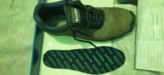 Botas de trabajo grises y negras