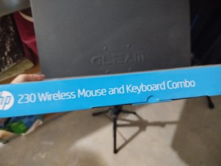 HP 230 Combo Ratón y Teclado Inalámbrico