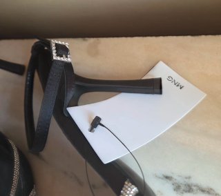 Sandalias Mango Tacon Brillantes Negro