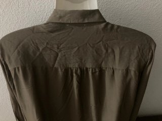 Blusa marrón con bordado
