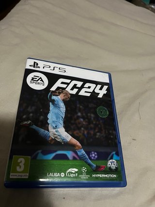 Juegos PS5 FIFA 24 y NBA 2K25