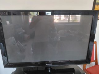 Samsung PS42B451B2W Plasma TV 42