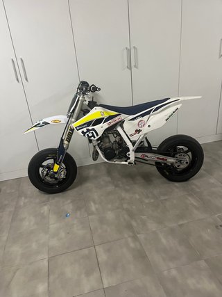 Husqvarna TC85 2017 28,3h + Llantas
