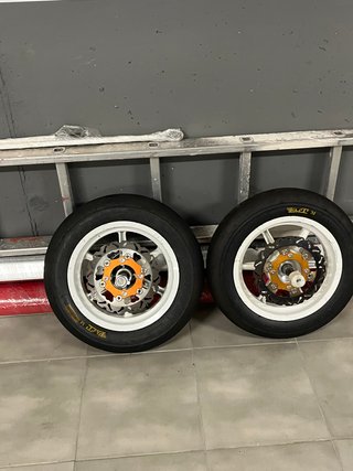 Husqvarna TC85 2017 28,3h + Llantas