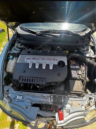 Alfa Romeo 147 2004