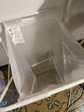 Tendedero IKEA MULIG + cesta para ropa