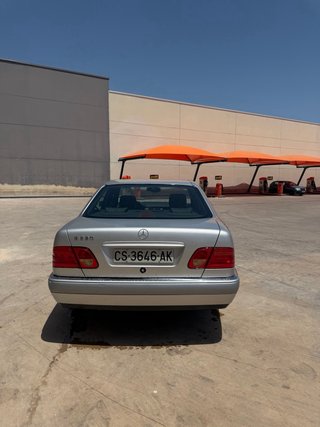 Mercedes-Benz Clase E 1996