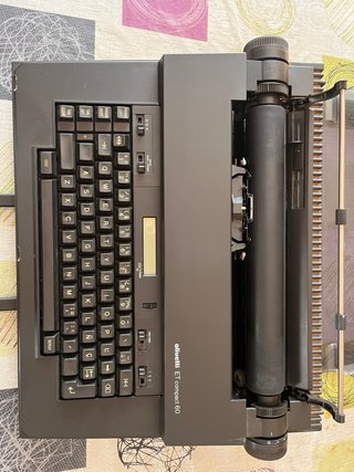 Máquina Escribir Electrónica Olivetti ET Compac 60