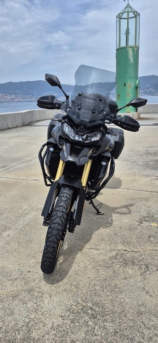 VOGE DSX 900 Moto Trail Negra 1000€ en extras!