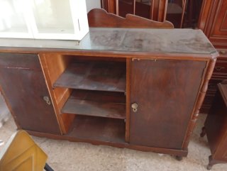 Mueble antiguo madera y cristal