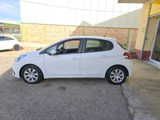 Peugeot 208 DIESEL  2018
