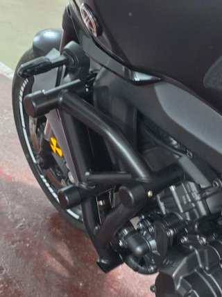Yamaha MT-09 V4