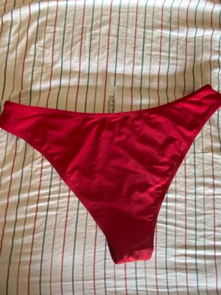 Bikini rojo Shein con volantes con cierre