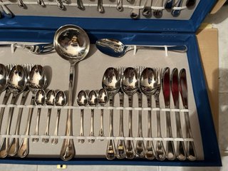 Cubertería 6 servicios acero inox sin estrenar