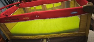 Cuna de viaje plegable con colchón