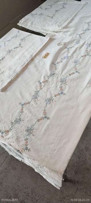 Lenzuolo matrimoniale cotone ricamato con federe
