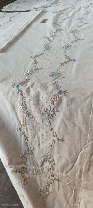 Lenzuolo matrimoniale cotone ricamato con federe