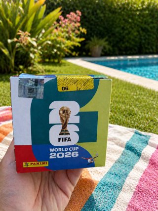 Caja de cromos del Mundial 2026 original