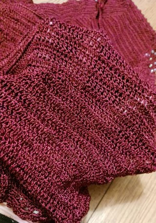 Top bordeaux in maglia Oltre (Tg. L) con perline
