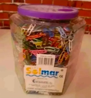 Gran caja clips colores surtidos 2400 gr
