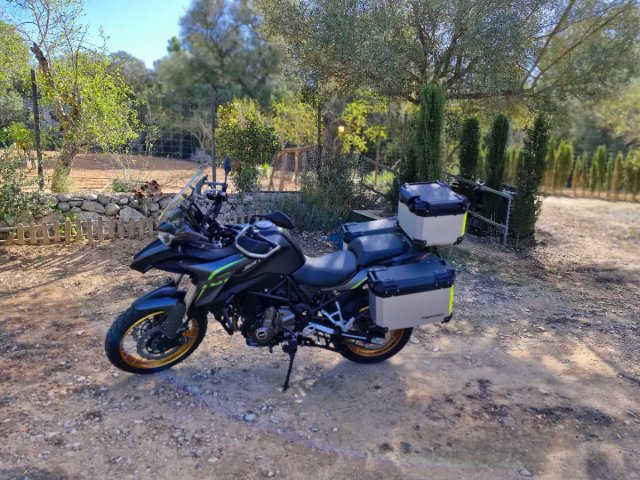 QJ Motor SRT 700X Adventure Moto