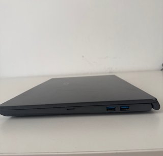 MSI Modern 15 A11M (i7, 16GB RAM, 512GB SSD)