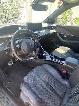 Peugeot 2008 2021