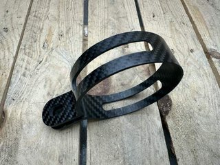 ABRAZADERA DE CARBONO PARA ESCAPE 89 MM