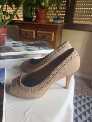 Zapatos abiertos beige