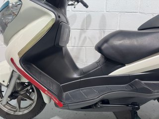 Suzuki Burgman 125 "2012"
