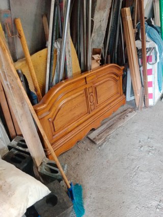 Cabecero y piecero de madera
