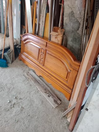 Cabecero y piecero de madera