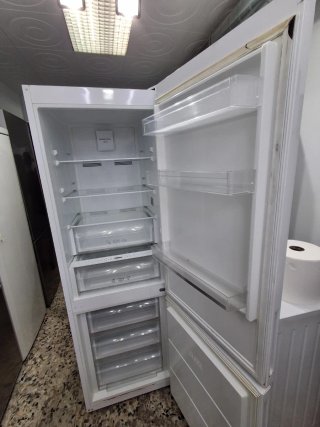 Nevera New Pol+ garantía y transporte