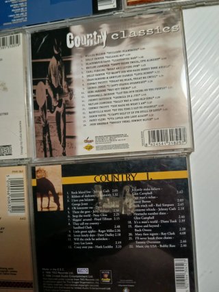 Lote 7 CDs Country: Gold, Classics PRECIO LOTE