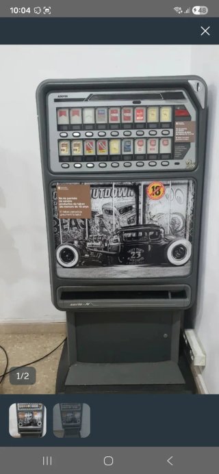 Máquina Expendedora  AZKOYEN