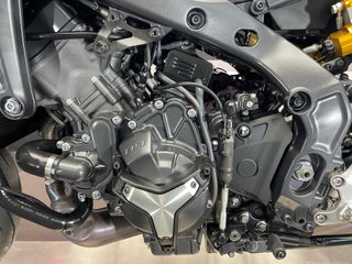 Yamaha MT-09 SP Gris Azul