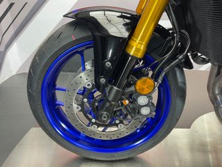 Yamaha MT-09 SP Gris Azul