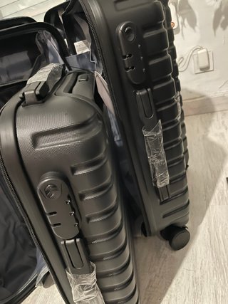 Conjunto 4 Maletas Negras Rígidas